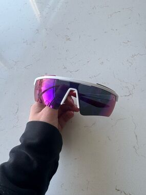 Nike White Performance Sunglasses with Purple Mirrored Lens - Running/Biking